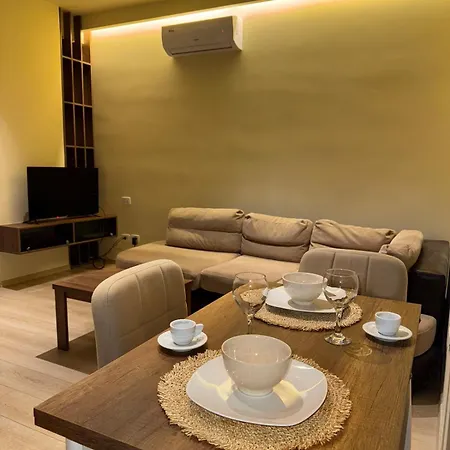 Moxart Apartment *